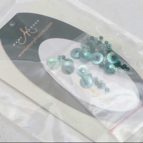 Mary Frances Teal Time 10-222 embellished clutch/shoulder bag - Picture 8 of 9